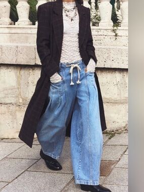 Sage & Fig Barrel Leg Jeans Size Medium